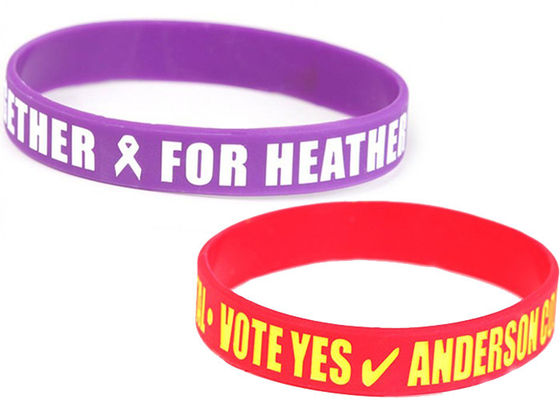 الصين هدية المهرجان أساور سليكونية محمولة غير مزعجة المزود