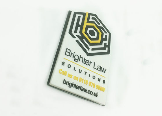 مغناطيسات مطاطية مخصصة للثلاجة 75x45x3mm أو حجم مخصص للإعلان المزود