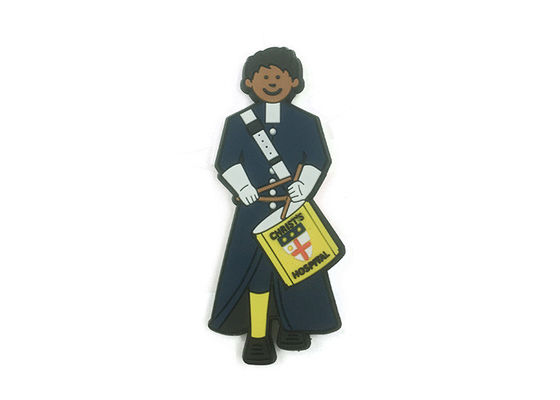 مغناطيسات الثلاجة المطاطية ذات 12 لونًا مستديرة / مربعة أو مقاس مخصص سهلة التلصق المزود