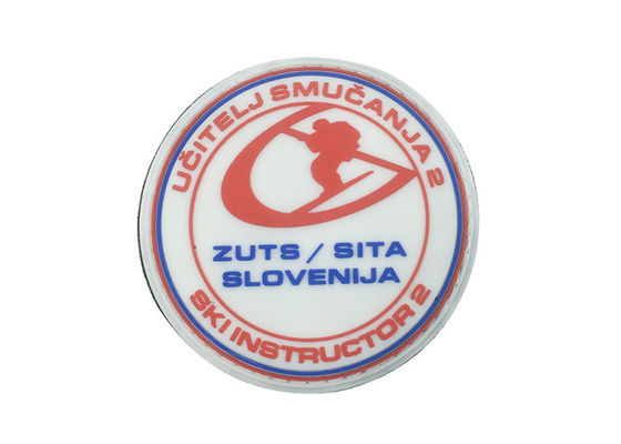 الملابس الملابس المخصصة رقائق PVC ناعمة تطبيقات المطاط الزخرفي المزود