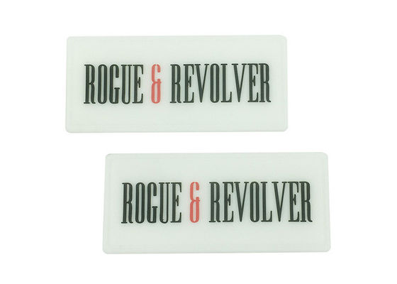 ملصقات مخصصة مقطوعة مطلية 3D بطاقة PVC مع حلقة زر المزود