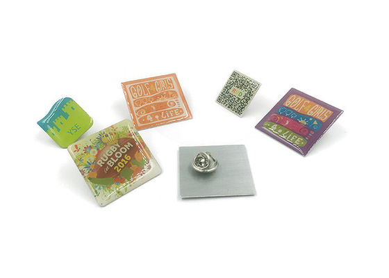 30x30mm بطاقات دبوس المينا المخصصة مضغوطة الفراشة الرملية أو تصميم الجانب المزدوج المزود