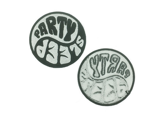 الحدود المتشابكة المخصصة اللصقات المطرزة ملابس DIY الملابس الملحقات المزود