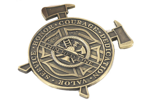 البروتشيات الذهبية الرخوة المسمارية المصفوفة بالملحومة العلامة الدبوسية للهدية الترويجية المزود