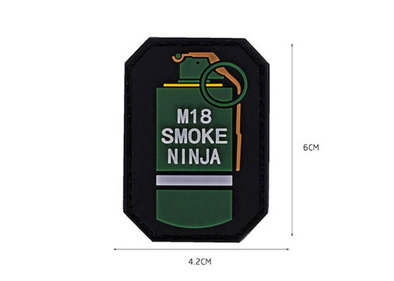 ملصقات بي في سي ناعمة مستديرة الشارة الأخلاقية الزخرفية للملابس / القبعات المزود