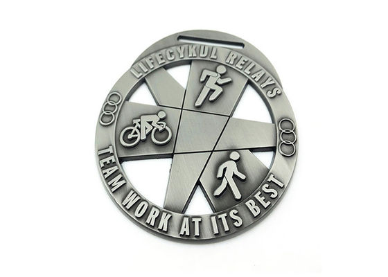 الشكل المخصص المصفوف بالذهب ثلاثي الأبعاد الفارغ ميداليات الجائزة سمك 0.5 ~ 3.0mm المزود