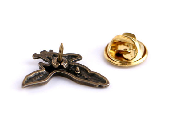 طائرة ملمع دبوس حقيبة الملابس عقدة الدبوس زر شارة مجوهرات هدية المزود